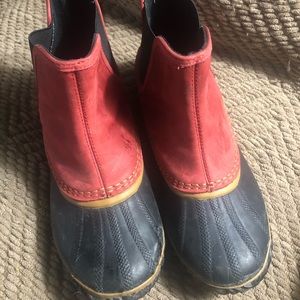 SOREL Out and About Chelsea rain boot.